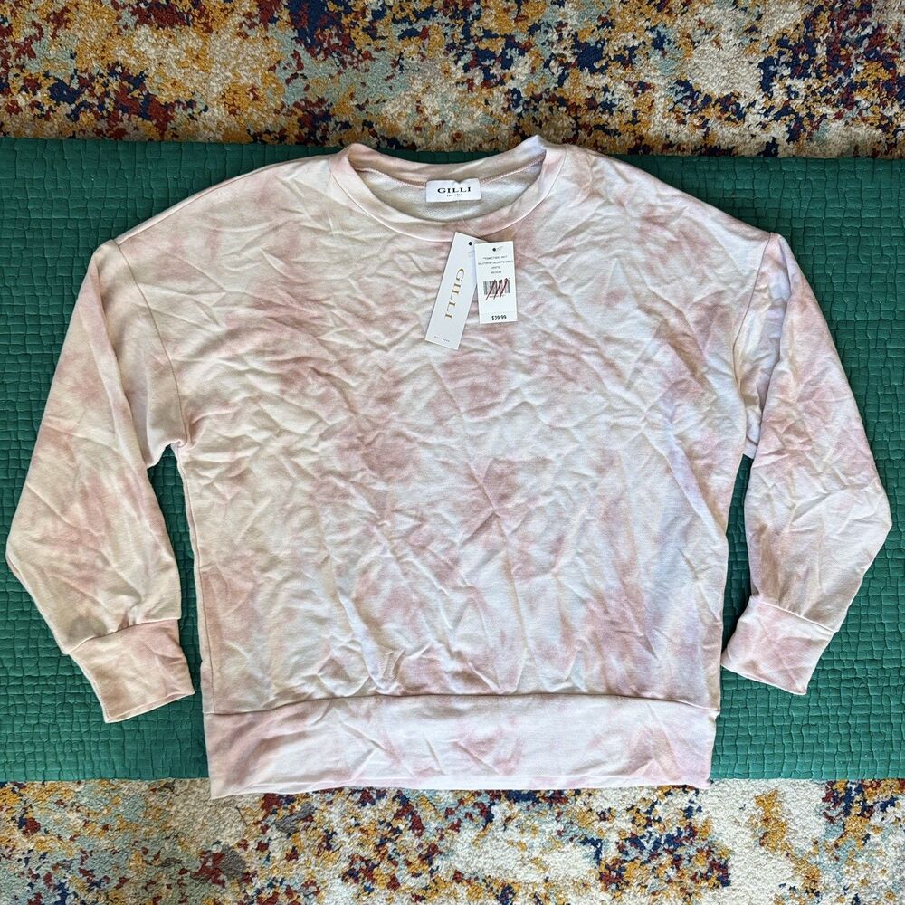 NEW NWT Gilli Sweatshirt Size M Pink White Long Sleeve Pullover Fall Cozy Trendy